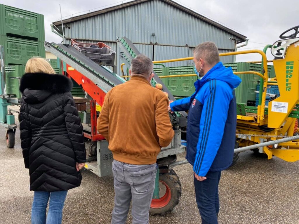 vzacna navsteva firmu navstivil peter pellegrini 03