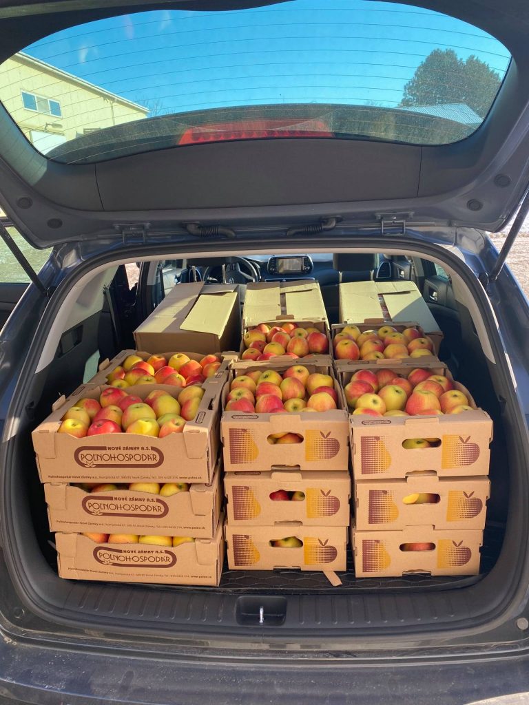 treba si pomahat a preto aj my pomahame 08