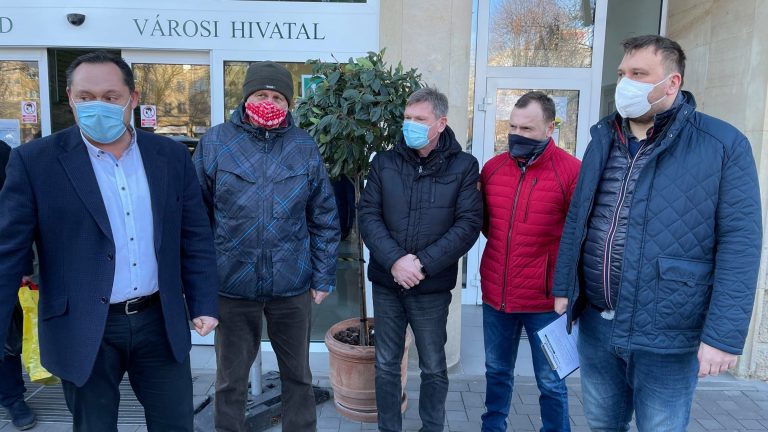 treba si pomahat a preto aj my pomahame 10