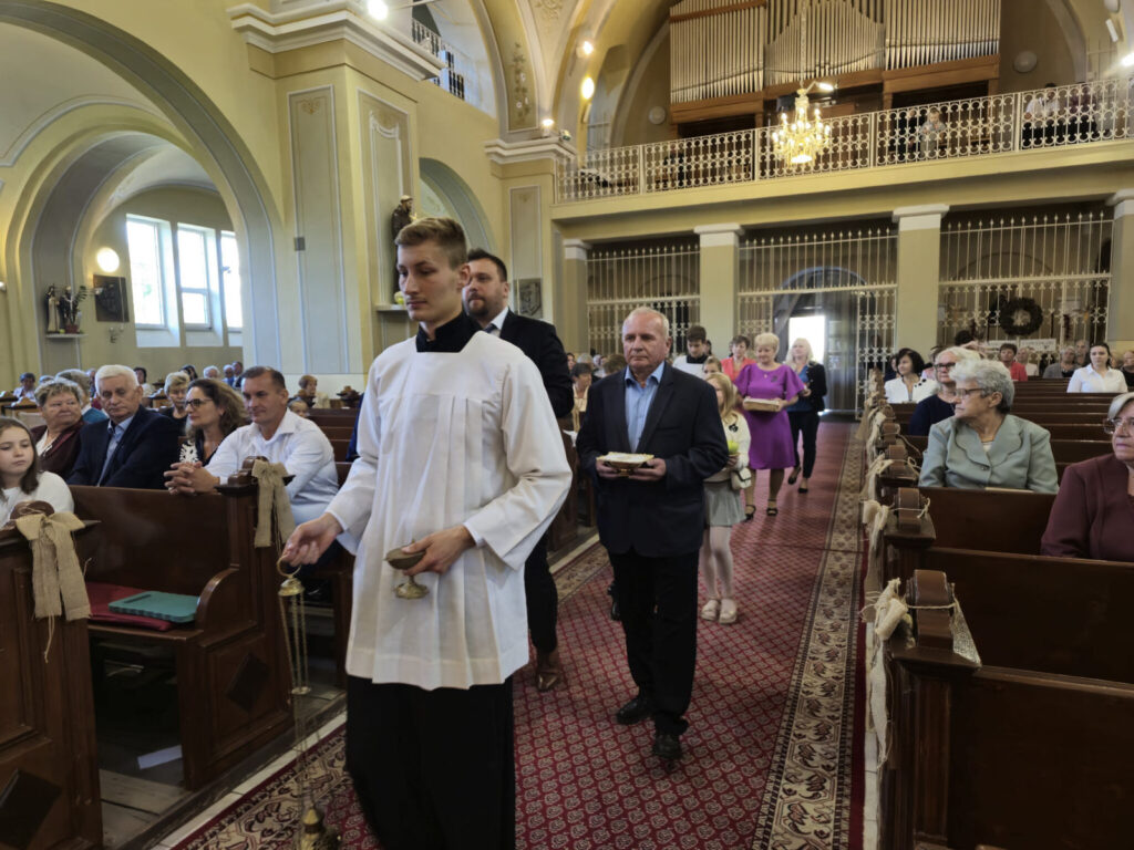 dakovna sv omsa za urodu 06