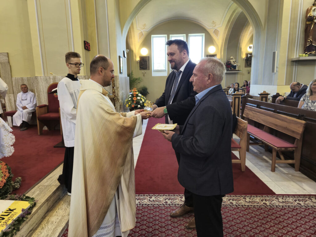 dakovna sv omsa za urodu 08