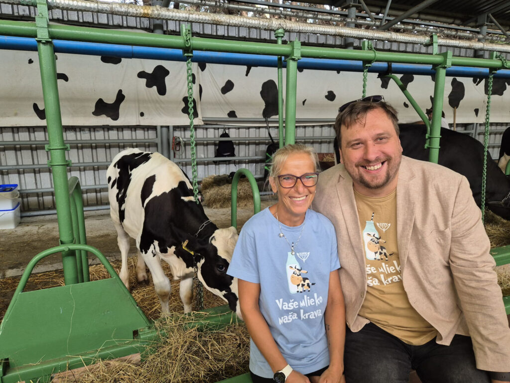 uspechy nasich kraviciek na agrokomplexe prve a tretie miesto 01