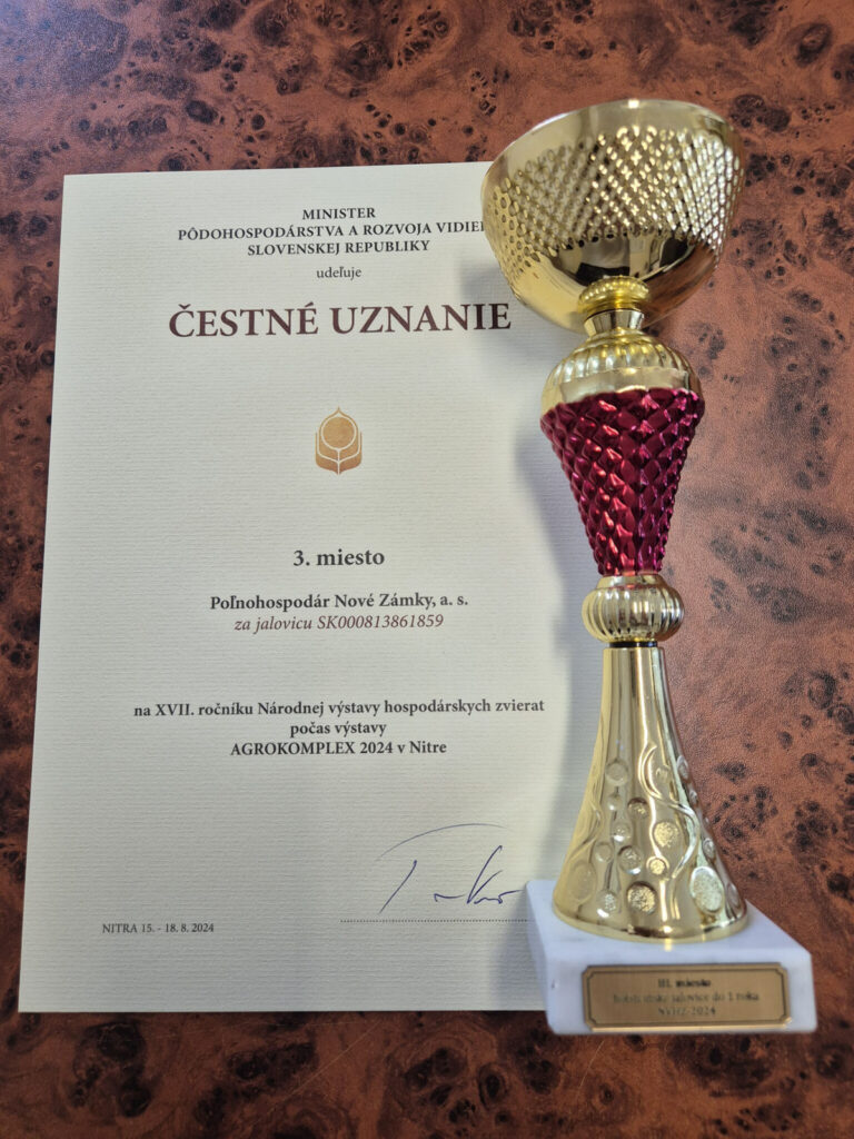 uspechy nasich kraviciek na agrokomplexe prve a tretie miesto 03